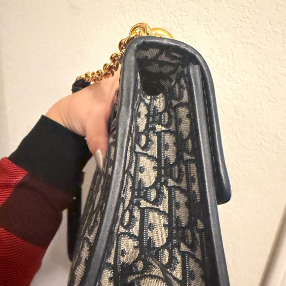 Dior 30 Montaigne Oblique Bag - Picture 6 of 10